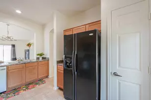 1581 E Desert Breeze Dr, Casa Grande, AZ 85122 - Photo 13