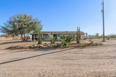 1925 E Greasewood Street, Apache Junction, AZ 85119 - Photo 1