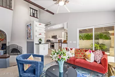 4655 E Monte Way, Phoenix, AZ 85044 - Photo 13