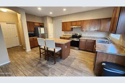 14640 W Ventura Street, Surprise, AZ 85379 - Photo 9