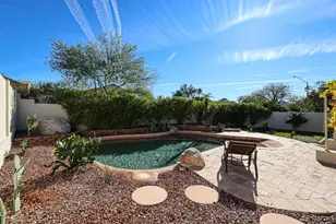 13615 N 12th Wy, Phoenix, AZ 85022 - Photo 21