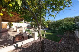 13615 N 12th Wy, Phoenix, AZ 85022 - Photo 17