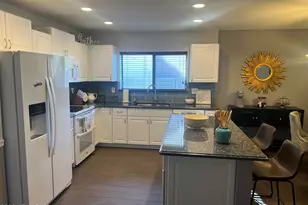 15481 W Cameron Cir, Surprise, AZ 85379 - Photo 7