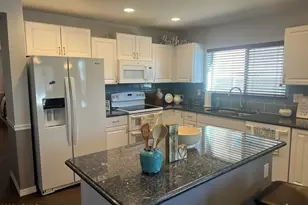 15481 W Cameron Cir, Surprise, AZ 85379 - Photo 11