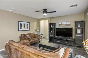 2819 N Daisy Dr, Florence, AZ 85132 - Photo 3