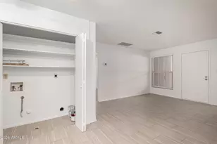 8101 N 107th Ave, Peoria, AZ 85345 - Photo 23