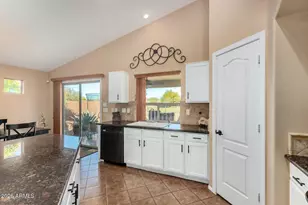 286 E Pasture Canyon Dr, San Tan Valley, AZ 85143 - Photo 7