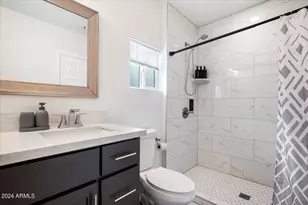 322 N 11th Pl, Phoenix, AZ 85006 - Photo 9