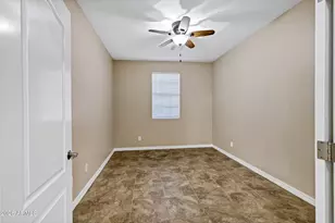 894 S Utilis Dr, Gilbert, AZ 85296 - Photo 13