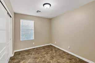 894 S Utilis Dr, Gilbert, AZ 85296 - Photo 19