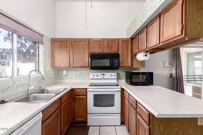 814 E Rockwell Drive, Chandler, AZ 85225 - Photo 17