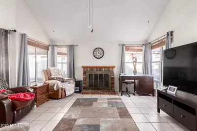 814 E Rockwell Drive, Chandler, AZ 85225 - Photo 11