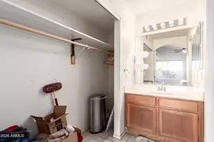 814 E Rockwell Dr, Chandler, AZ 85225 - Photo 23