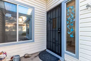 814 E Rockwell Dr, Chandler, AZ 85225 - Photo 7