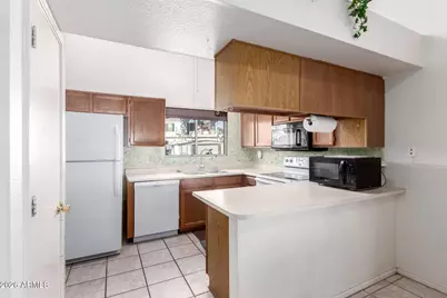 814 E Rockwell Drive, Chandler, AZ 85225 - Photo 15