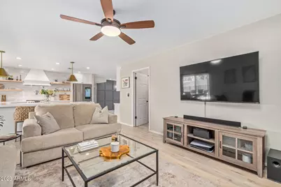 5202 E Sheena Drive, Scottsdale, AZ 85254 - Photo 9