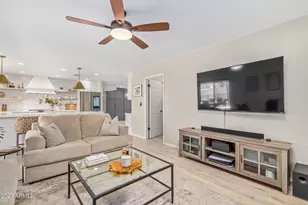 5202 E Sheena Dr, Scottsdale, AZ 85254 - Photo 9