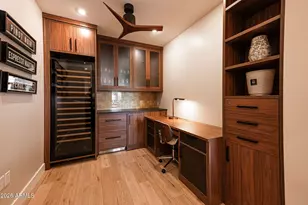 6166 N Scottsdale Rd, Paradise Valley, AZ 85253 - Photo 11