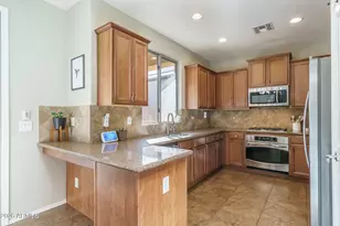 1551 W Lacewood Pl, Phoenix, AZ 85045 - Photo 9