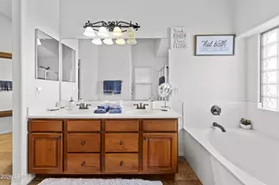 656 E Baker Dr, San Tan Valley, AZ 85140 - Photo 19