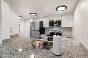 3033 E Devonshire Ave, Phoenix, AZ 85016 - Photo 5