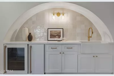 8538 E San Lorenzo Drive, Scottsdale, AZ 85258 - Photo 11