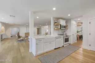 8538 E San Lorenzo Dr, Scottsdale, AZ 85258 - Photo 17