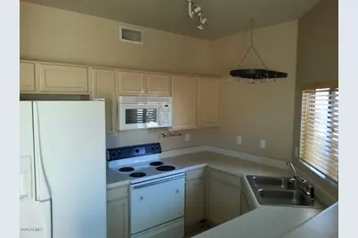 21817 N 40th Place, Phoenix, AZ 85050 - Photo 11