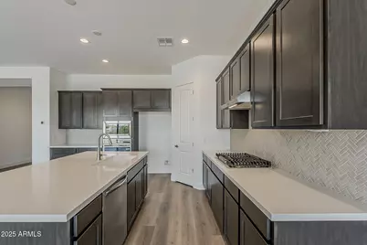 8488 S 168th Avenue, Goodyear, AZ 85338 - Photo 3