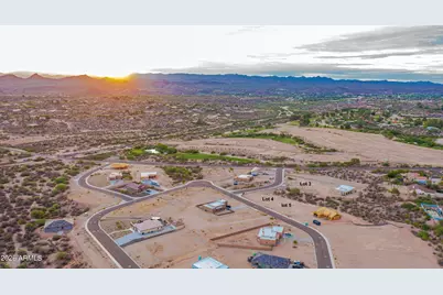 925 Via Marcia -- #5, Wickenburg, AZ 85390 - Photo 3