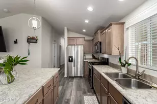 645 N 67th Ave, Phoenix, AZ 85043 - Photo 11