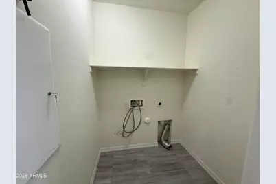 8716 E Navarro Avenue, Mesa, AZ 85209 - Photo 11