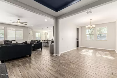 10885 N 187th Drive, Surprise, AZ 85388 - Photo 11