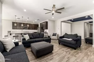 10885 N 187th Dr, Surprise, AZ 85388 - Photo 9