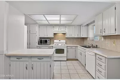 1708 W Sunnyslope Lane, Phoenix, AZ 85021 - Photo 11