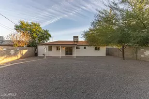 4634 W Weldon Ave, Phoenix, AZ 85031 - Photo 23