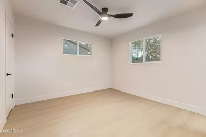 4634 W Weldon Avenue, Phoenix, AZ 85031 - Photo 11