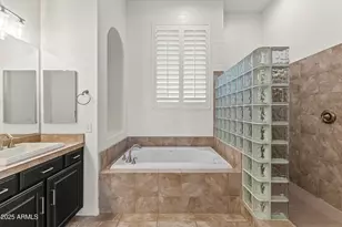 10417 N 180th Dr, Waddell, AZ 85355 - Photo 35