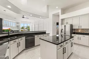 10417 N 180th Dr, Waddell, AZ 85355 - Photo 17