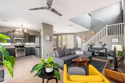 414 E Redwood Lane, Phoenix, AZ 85048 - Photo 3