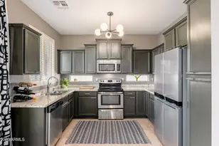 414 E Redwood Ln, Phoenix, AZ 85048 - Photo 19