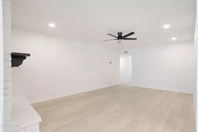 13409 N 24th Avenue N, Phoenix, AZ 85029 - Photo 19