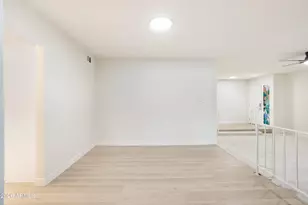 13409 N 24th Ave N, Phoenix, AZ 85029 - Photo 13