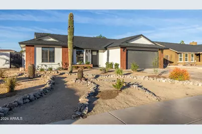 8938 W Echo Lane, Peoria, AZ 85345 - Photo 15