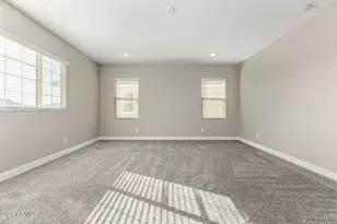 3511 E Crest Ln, Phoenix, AZ 85050 - Photo 23