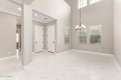 3511 E Crest Lane, Phoenix, AZ 85050 - Photo 5