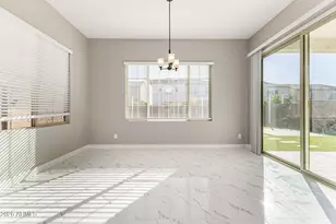 3511 E Crest Ln, Phoenix, AZ 85050 - Photo 19