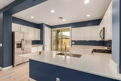 9210 W Roma Avenue, Phoenix, AZ 85037 - Photo 7