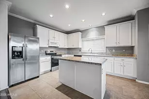 10923 W Elm St, Phoenix, AZ 85037 - Photo 7