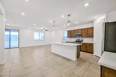 25146 W Bowker Street, Buckeye, AZ 85326 - Photo 3